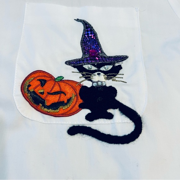 Vintage Karen Scott Halloween Themed Embroidered White Button Down Shirt XL - Picture 3 of 9